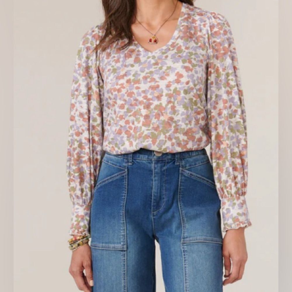 Democracy Long Cuffed Sleeve V-Neck Abstract Wisteria Multi Printed Knit XL